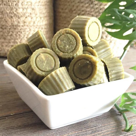 Cups de chocolate blanco con matcha - Estado Natural